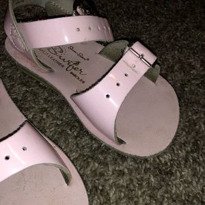 Saltwater Sun-San Sandals